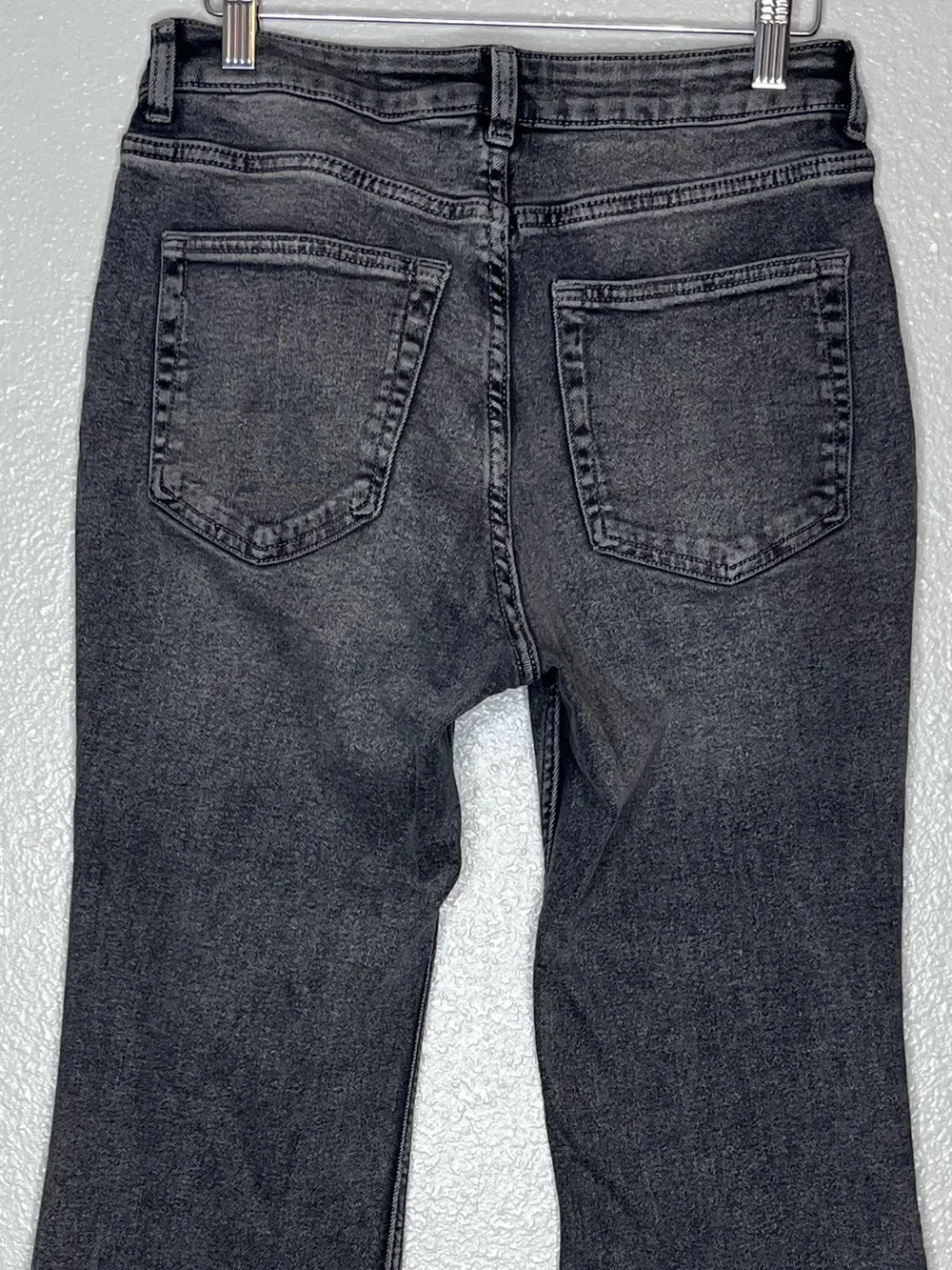Divided Mid-Rise Washed Stretch Flare Jeans Sz 10 - Picture 5 of 13